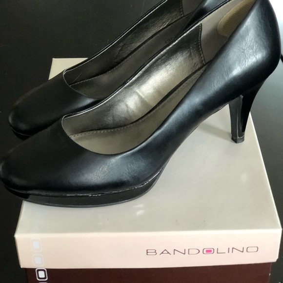 Bandolino “Myone” heels. NWOT size 8.5 - Picture 2 of 9